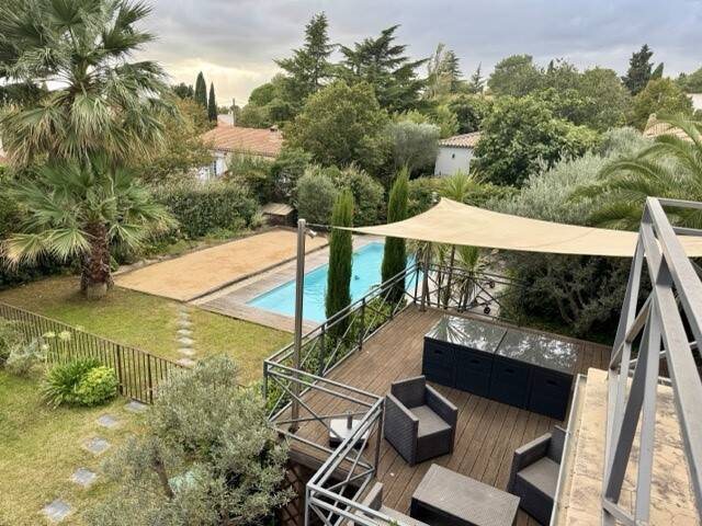 Maison à vendre, 194m², Eguilles