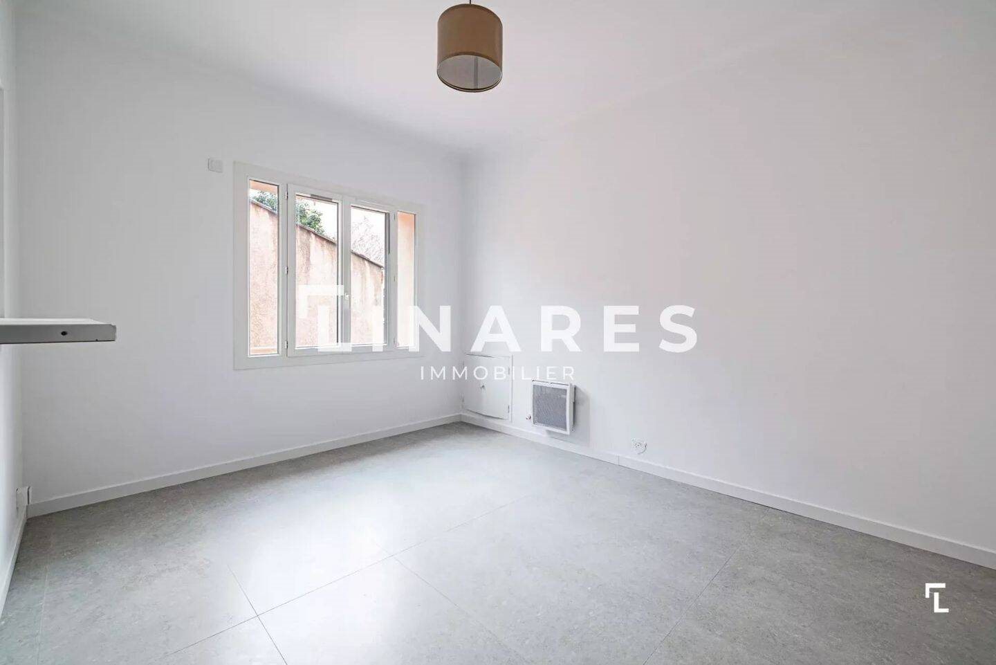 Appartement à louer, 47m², Marseille 4ème