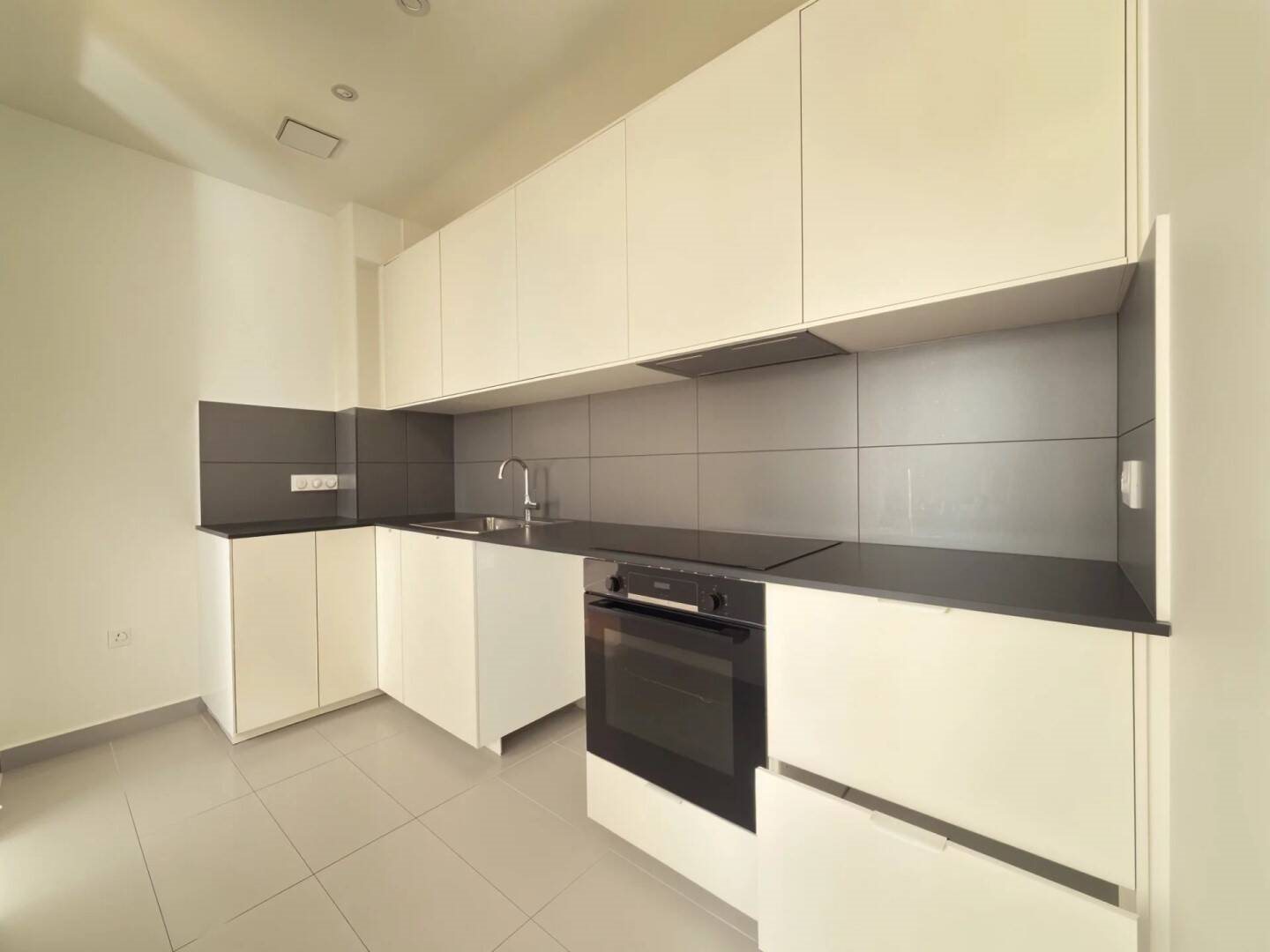 Appartement à louer, 82m², Paris 16ème