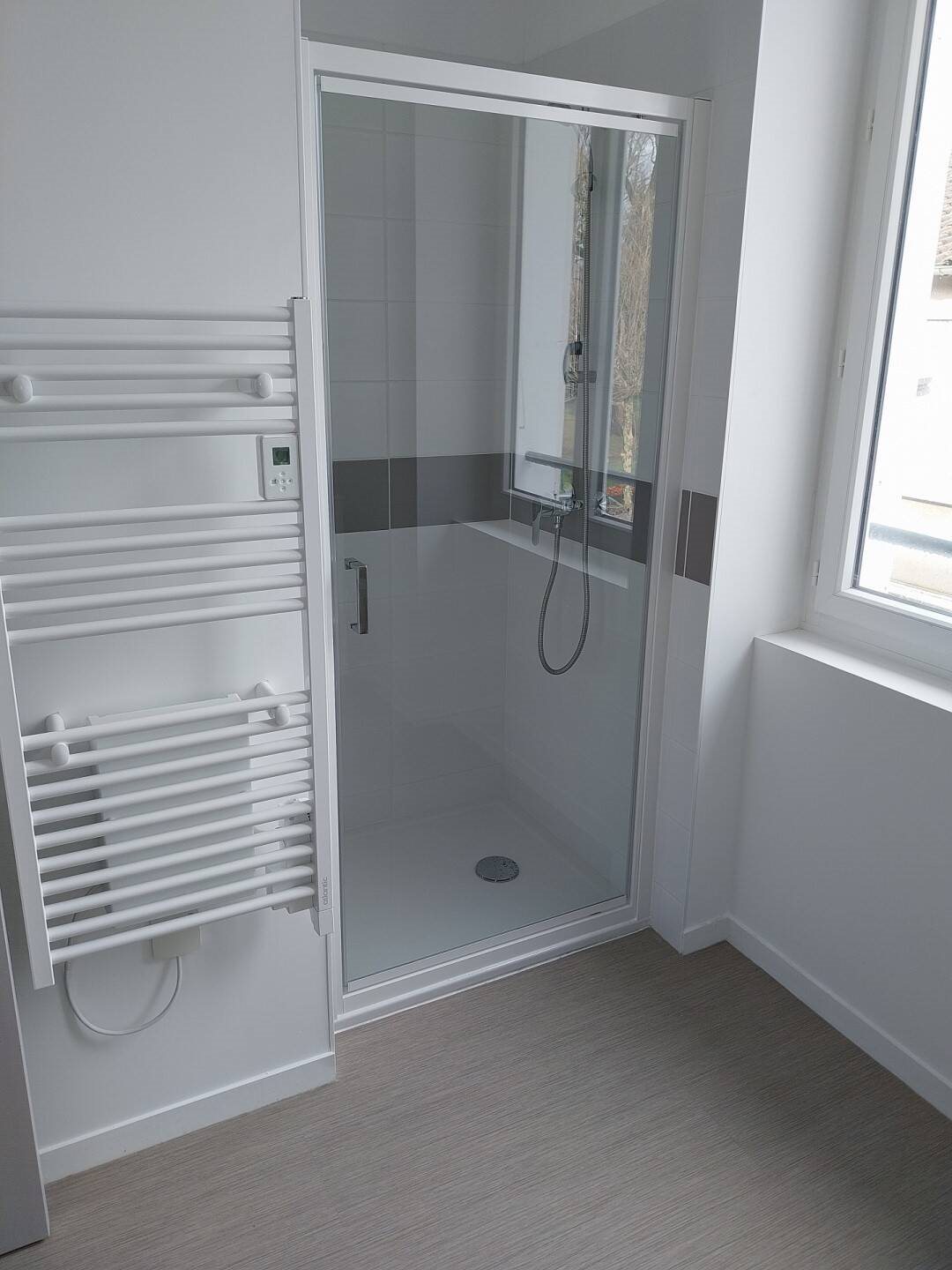 Appartement à louer, 66m², Chabanais