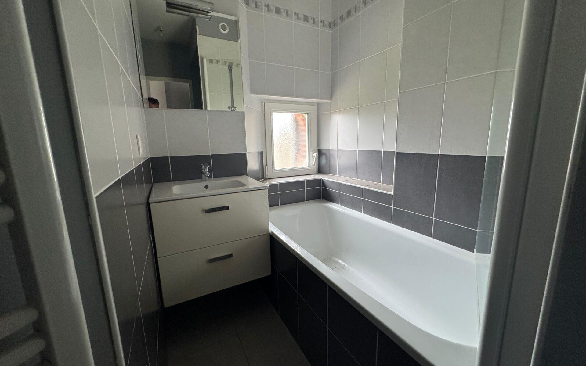 Appartement à louer, 432m², Saint-Just-en-Chaussée