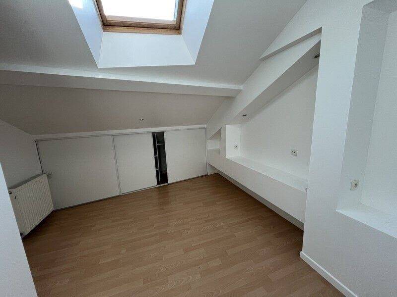 Appartement à louer, 96m², Sathonay-Camp