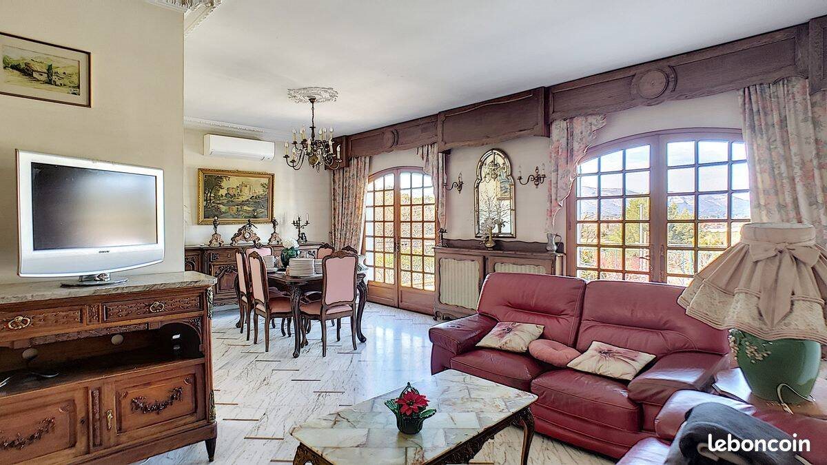 Maison à vendre, 400m², Aubagne