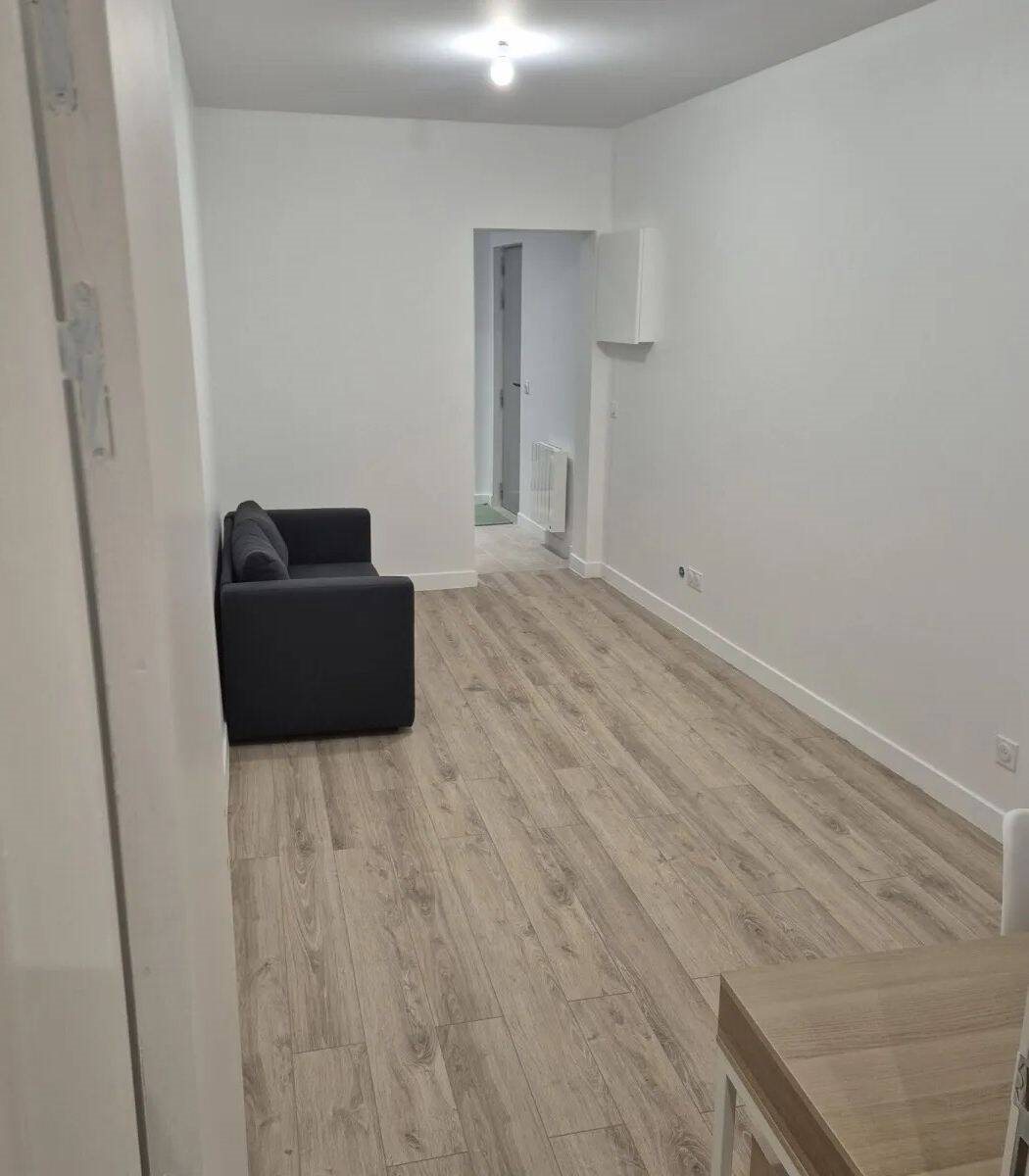 Appartement à louer, 35m², Suresnes