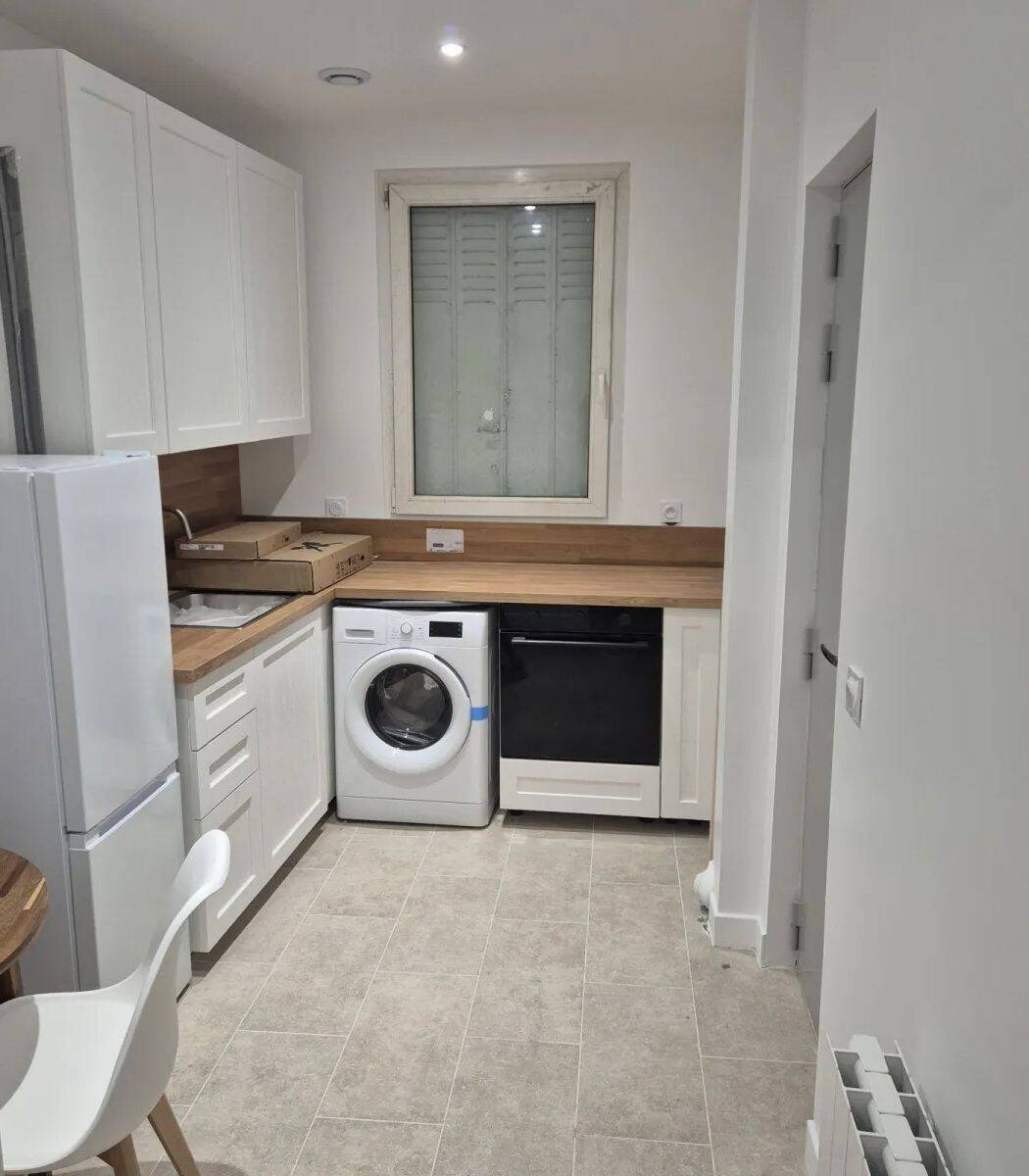 Appartement à louer, 35m², Suresnes