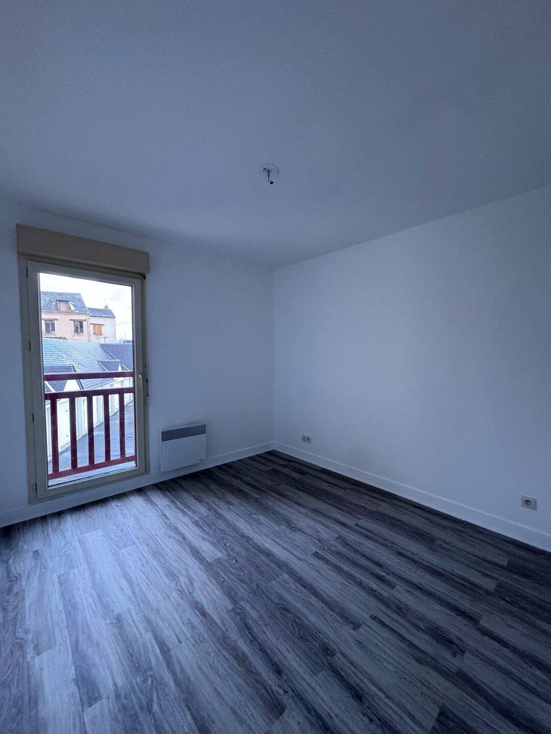 Appartement à louer, 66m², Pont-l'Evêque
