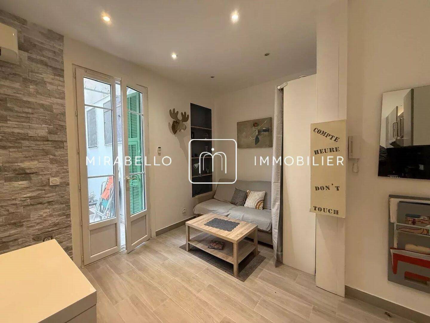 Appartement à louer, 19m², Nice