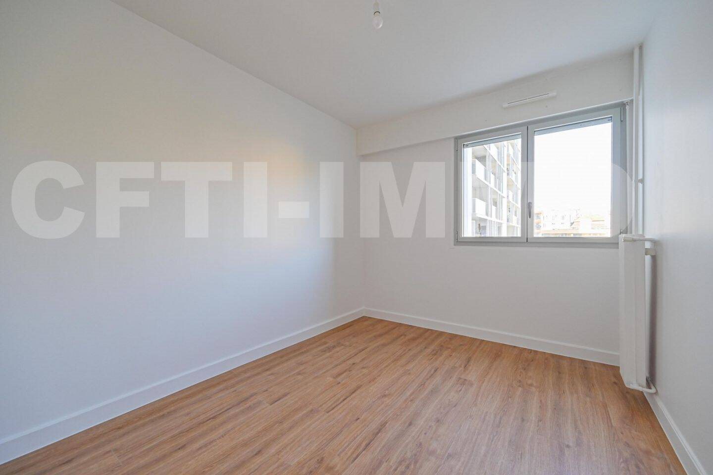 Appartement à louer, 79m², Paris 19ème