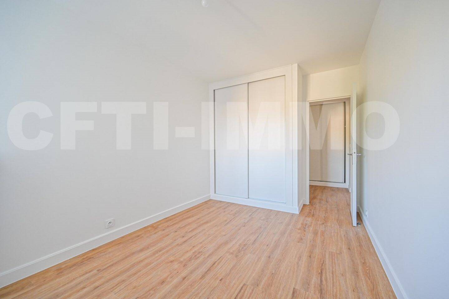 Appartement à louer, 79m², Paris 19ème