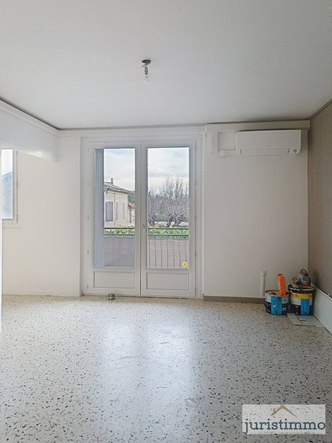 Appartement à louer, 65m², Bollène