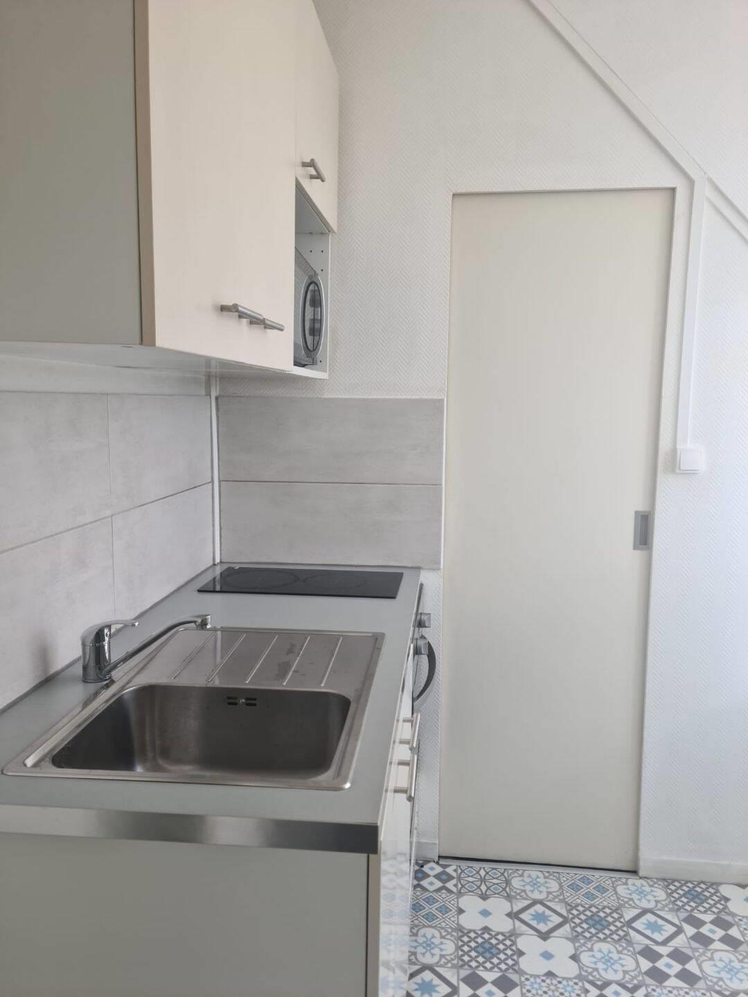 Appartement à louer, 23m², Tours