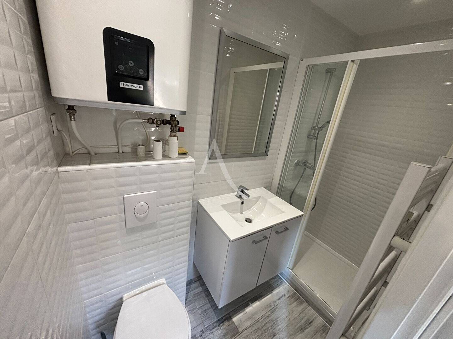 Appartement à louer, 17m², Nice