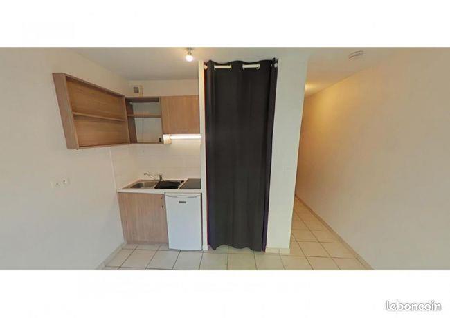 Appartement à louer, 19m², Saint-Etienne