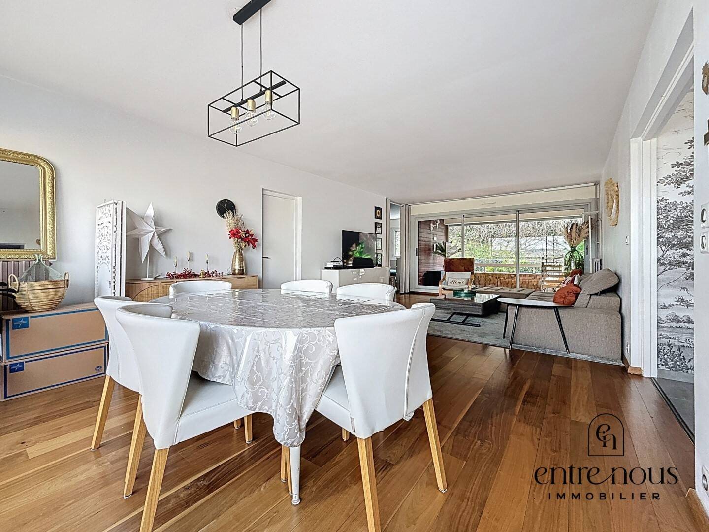 Appartement à vendre, 122m², Vaulx-Milieu