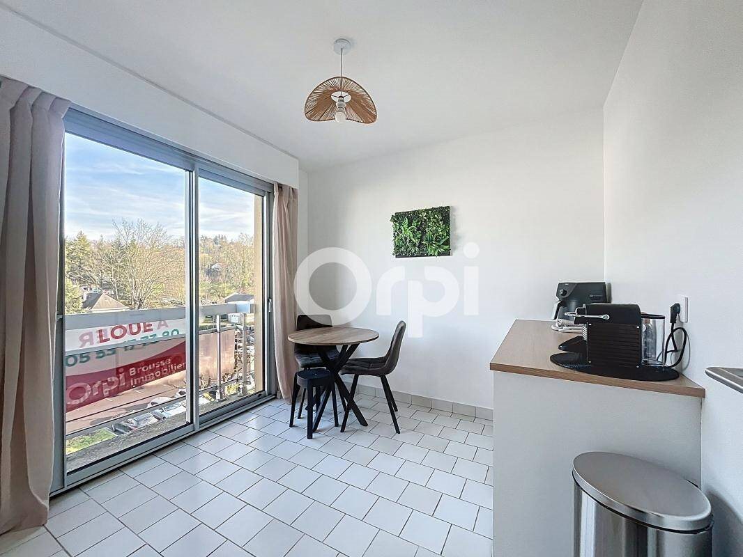 Appartement à louer, 22m², Brive-la-Gaillarde