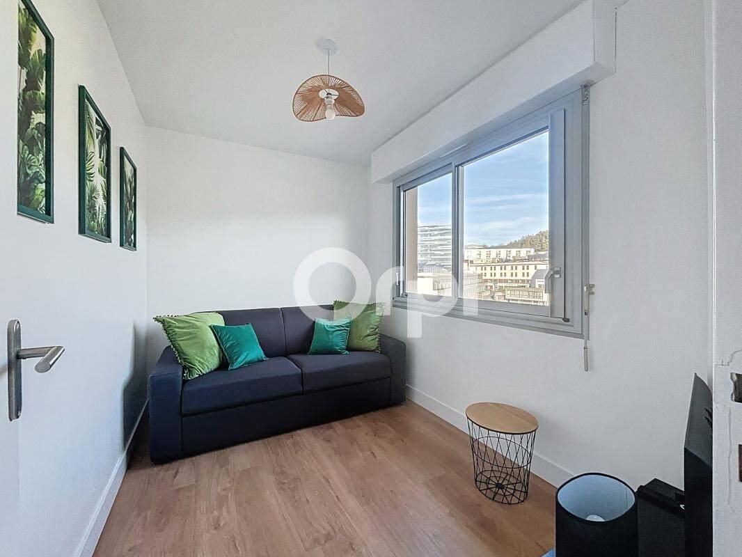 Appartement à louer, 22m², Brive-la-Gaillarde