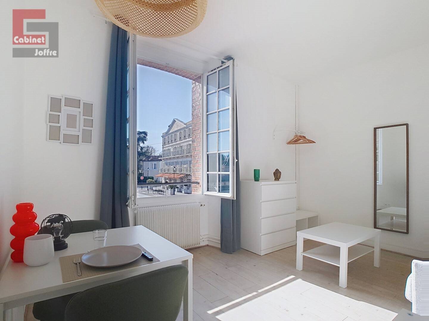 Appartement à louer, 20m², Fontainebleau