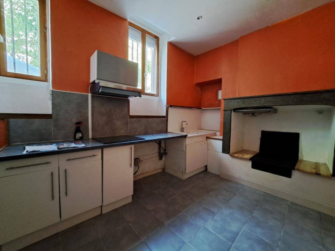 Maison à louer, 133m², Bourg-Saint-Andéol