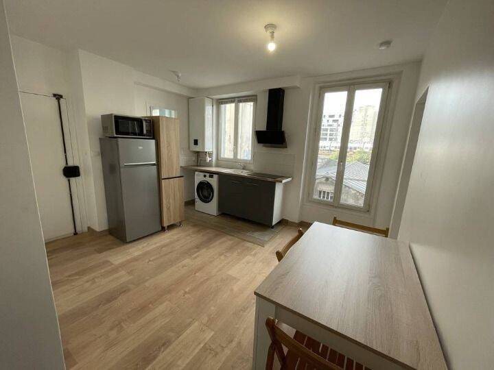 Appartement à louer, 28m², Paris 19ème