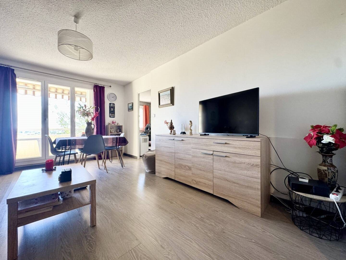 Appartement à louer, 74m², Nîmes