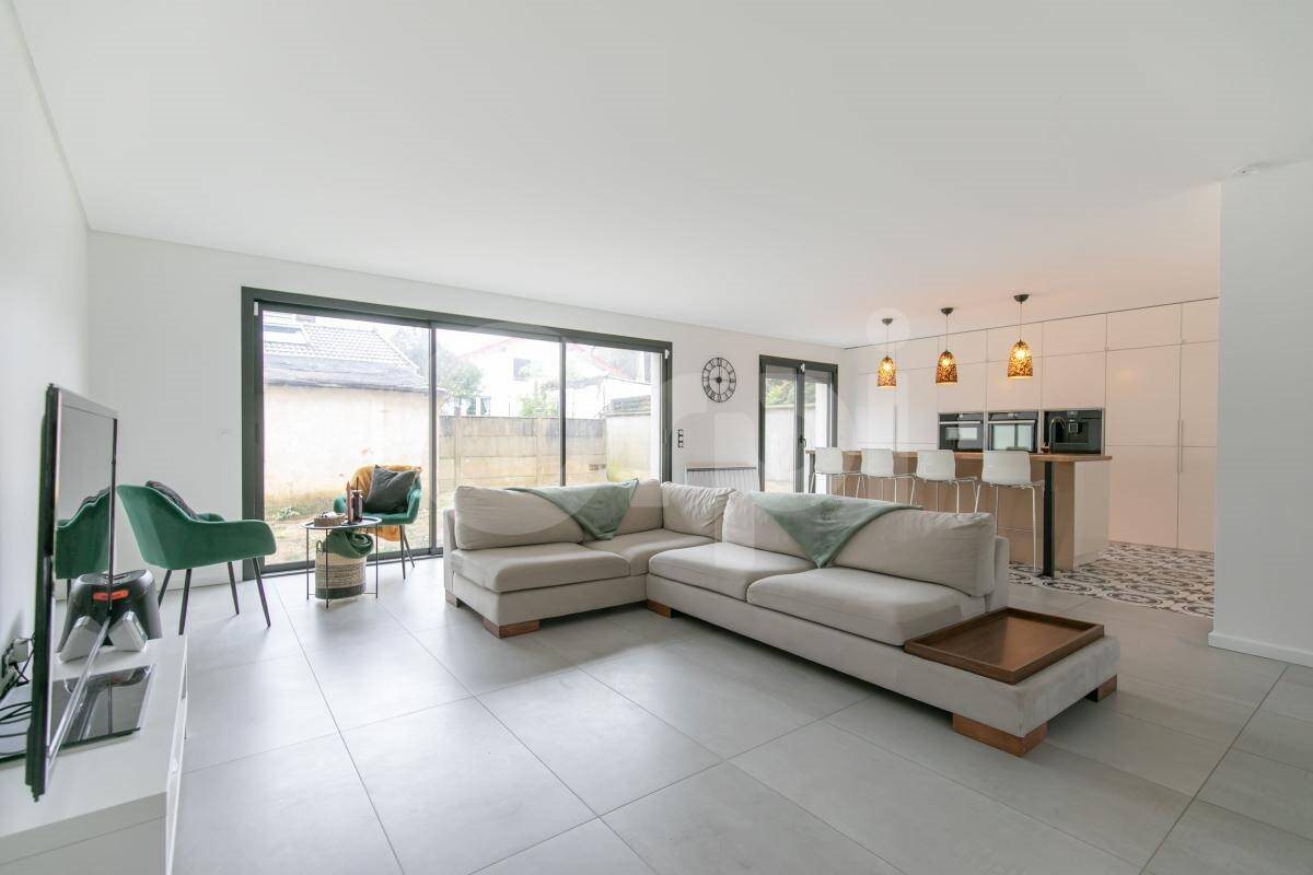 Maison à vendre, 220m², Ormesson-sur-Marne