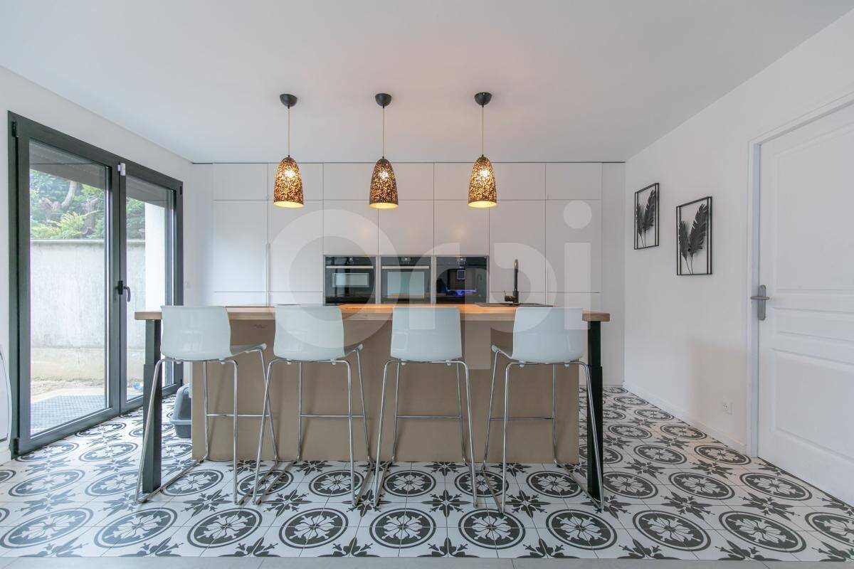 Maison à vendre, 220m², Ormesson-sur-Marne