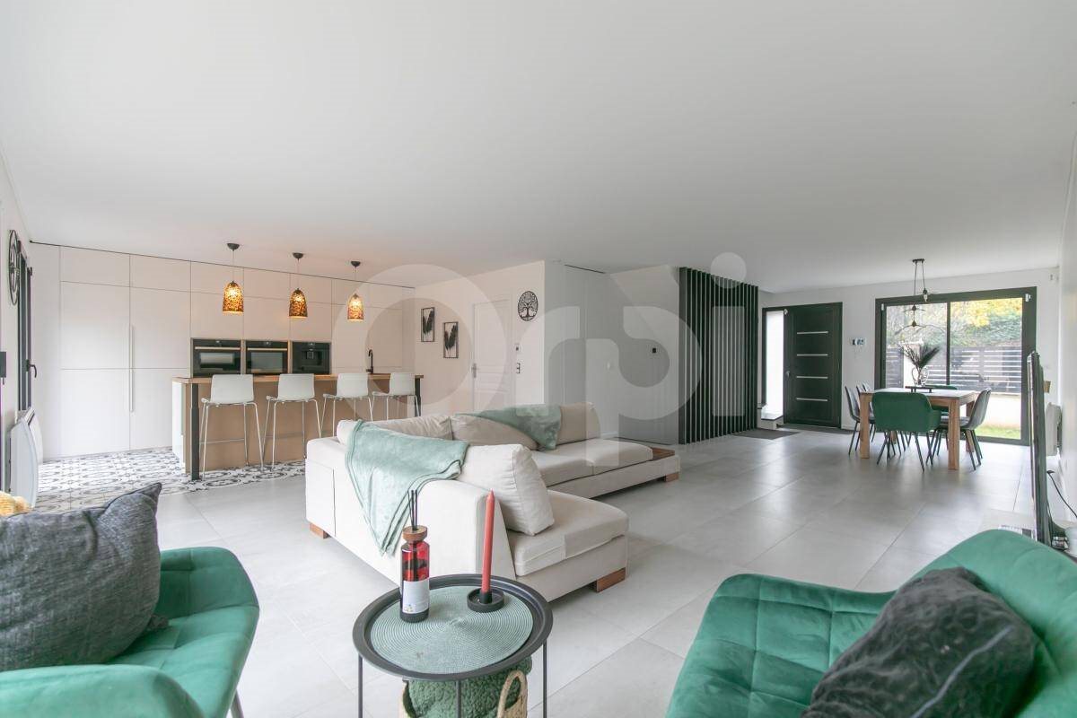 Maison à vendre, 220m², Ormesson-sur-Marne