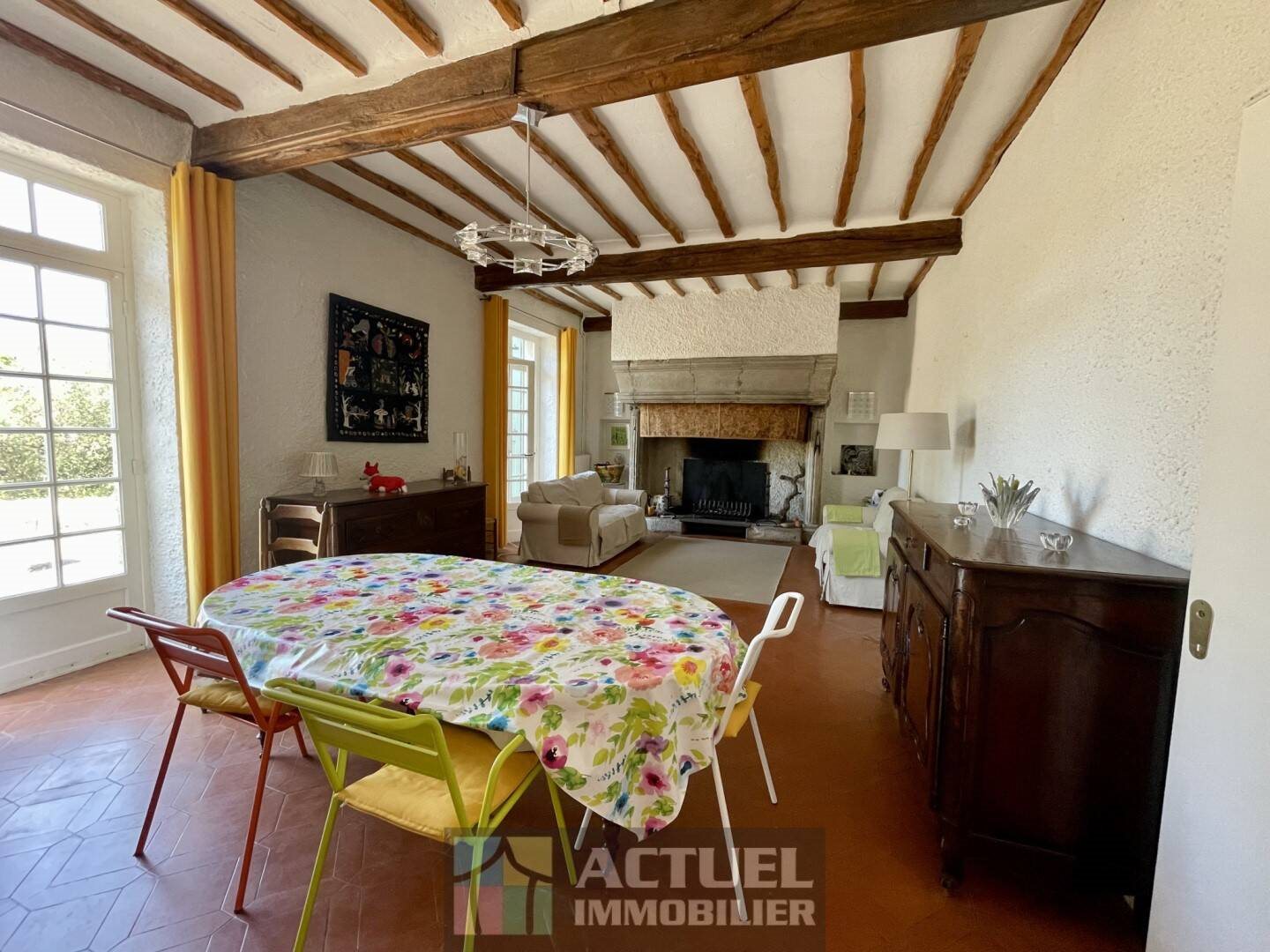Maison à vendre, 220m², Verzeille
