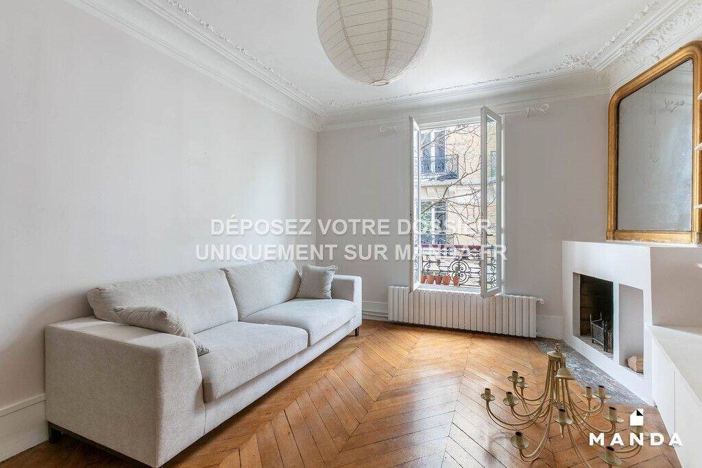 Appartement à louer, 48m², Paris 18ème