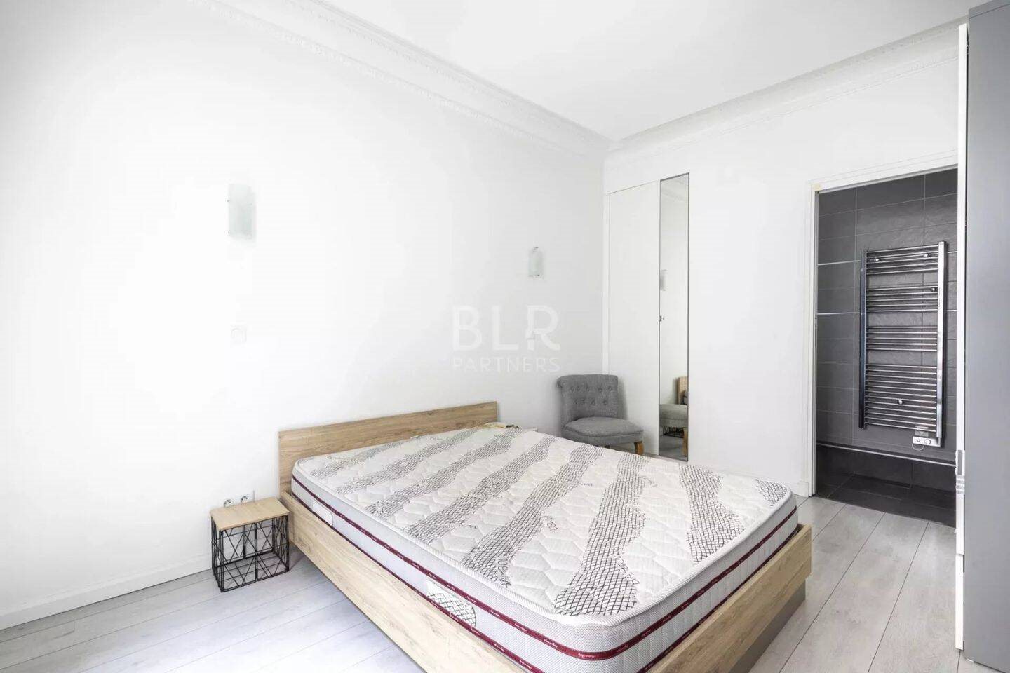 Appartement à louer, 38m², Paris 18ème