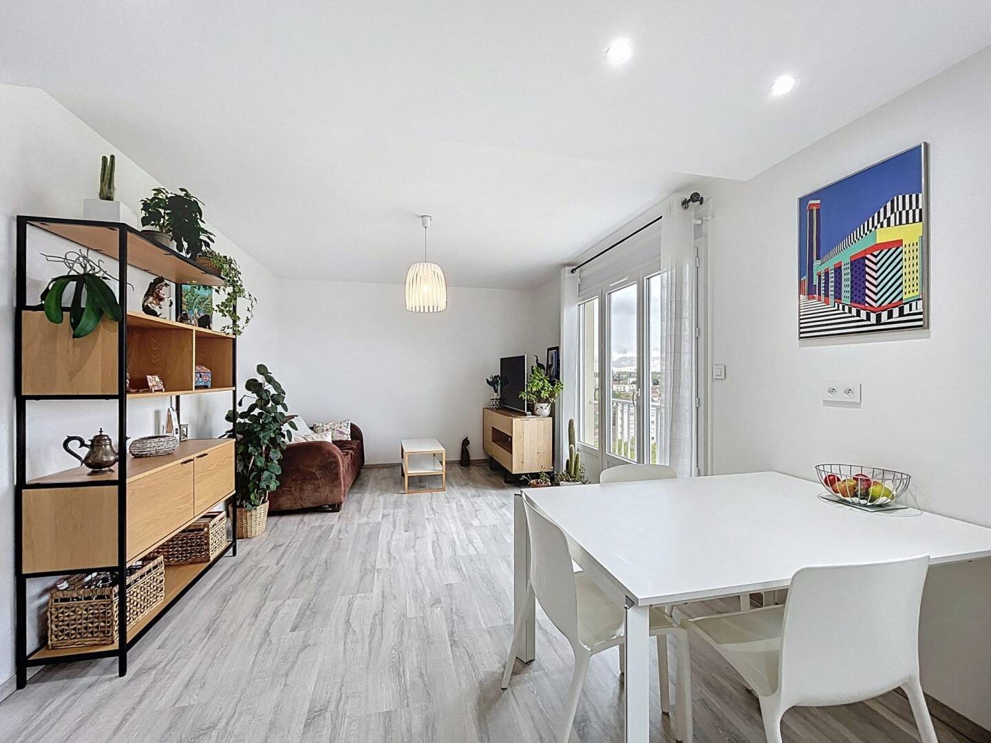 Appartement à louer, 61m², Sathonay-Camp