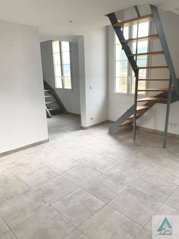Appartement à louer, 52m², Saint-Zacharie