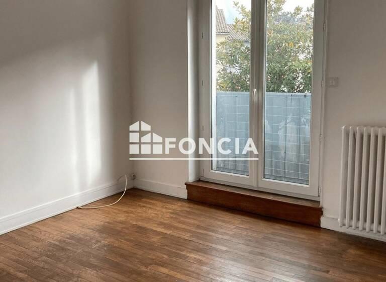Appartement à vendre, 178m², Chabanais