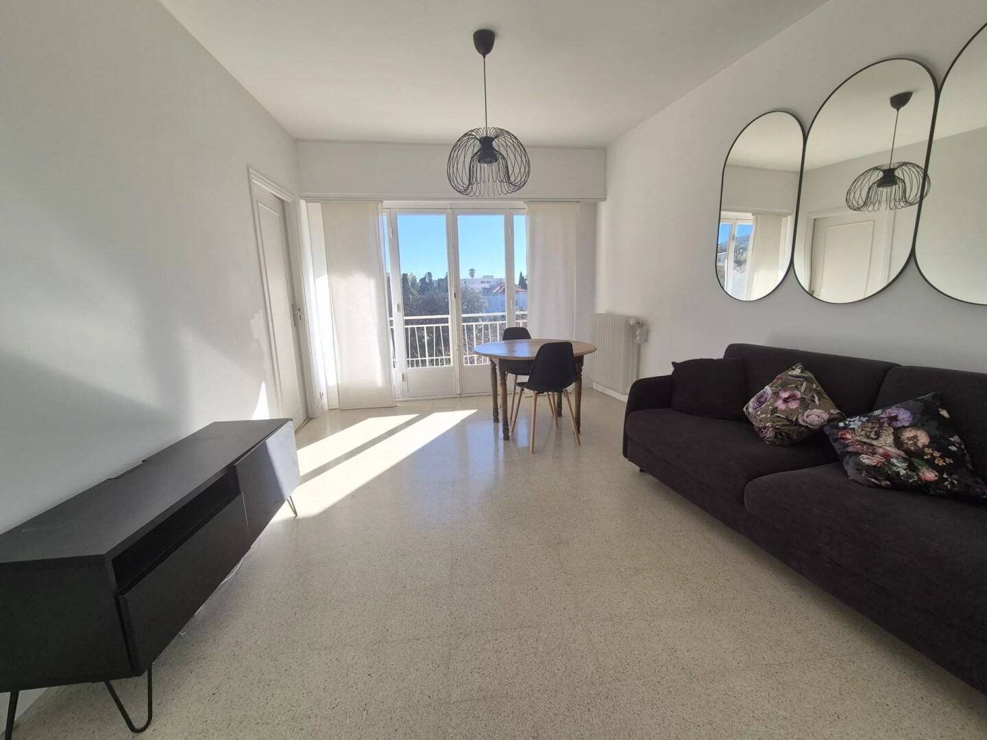 Appartement à louer, 45m², Nice