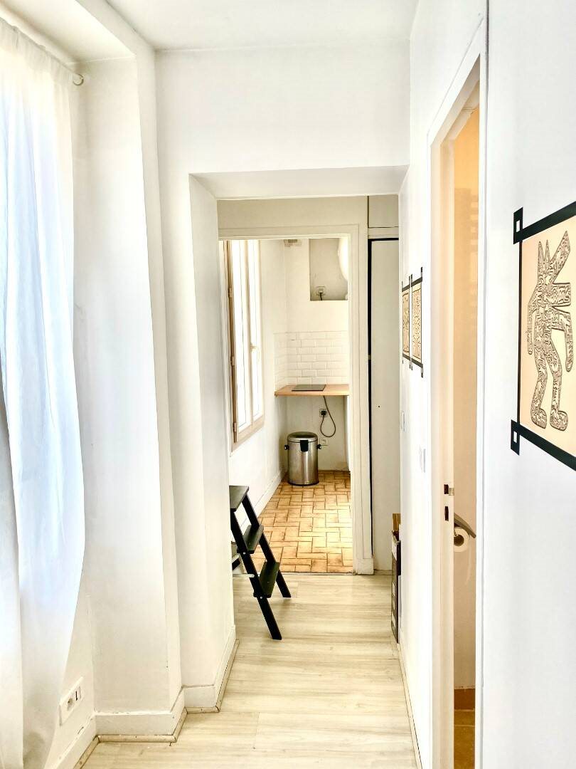 Appartement à louer, 25m², Paris 18ème