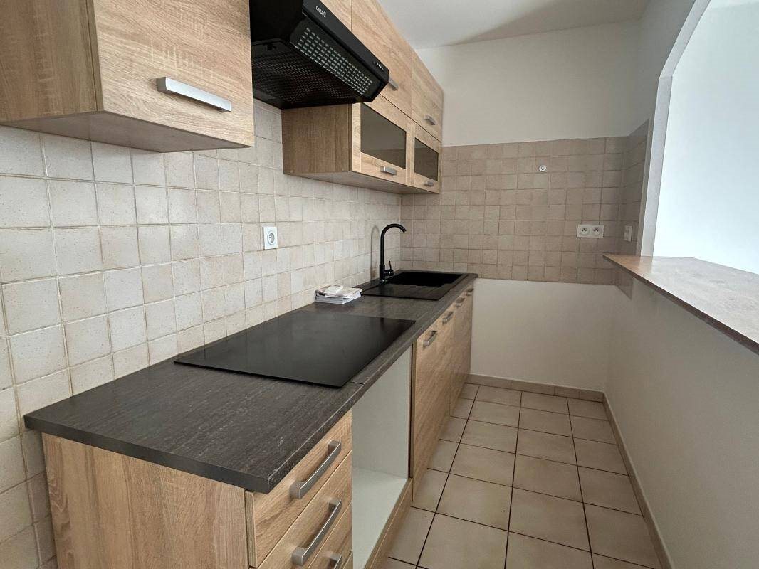 Appartement à louer, 55m², Cabrières