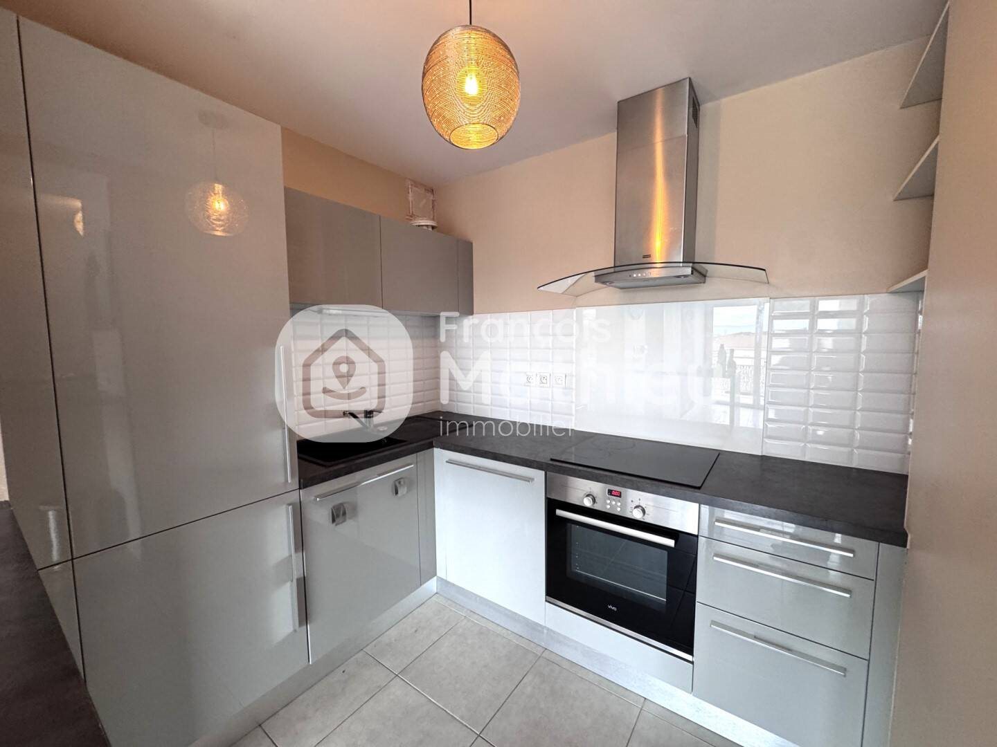 Appartement à louer, 45m², Frans