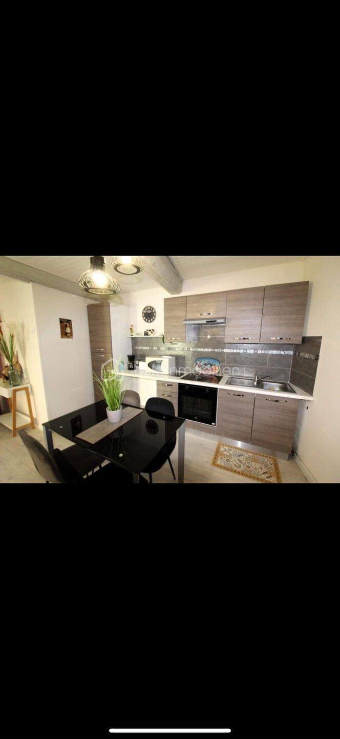 Appartement à louer, 42m², Florensac