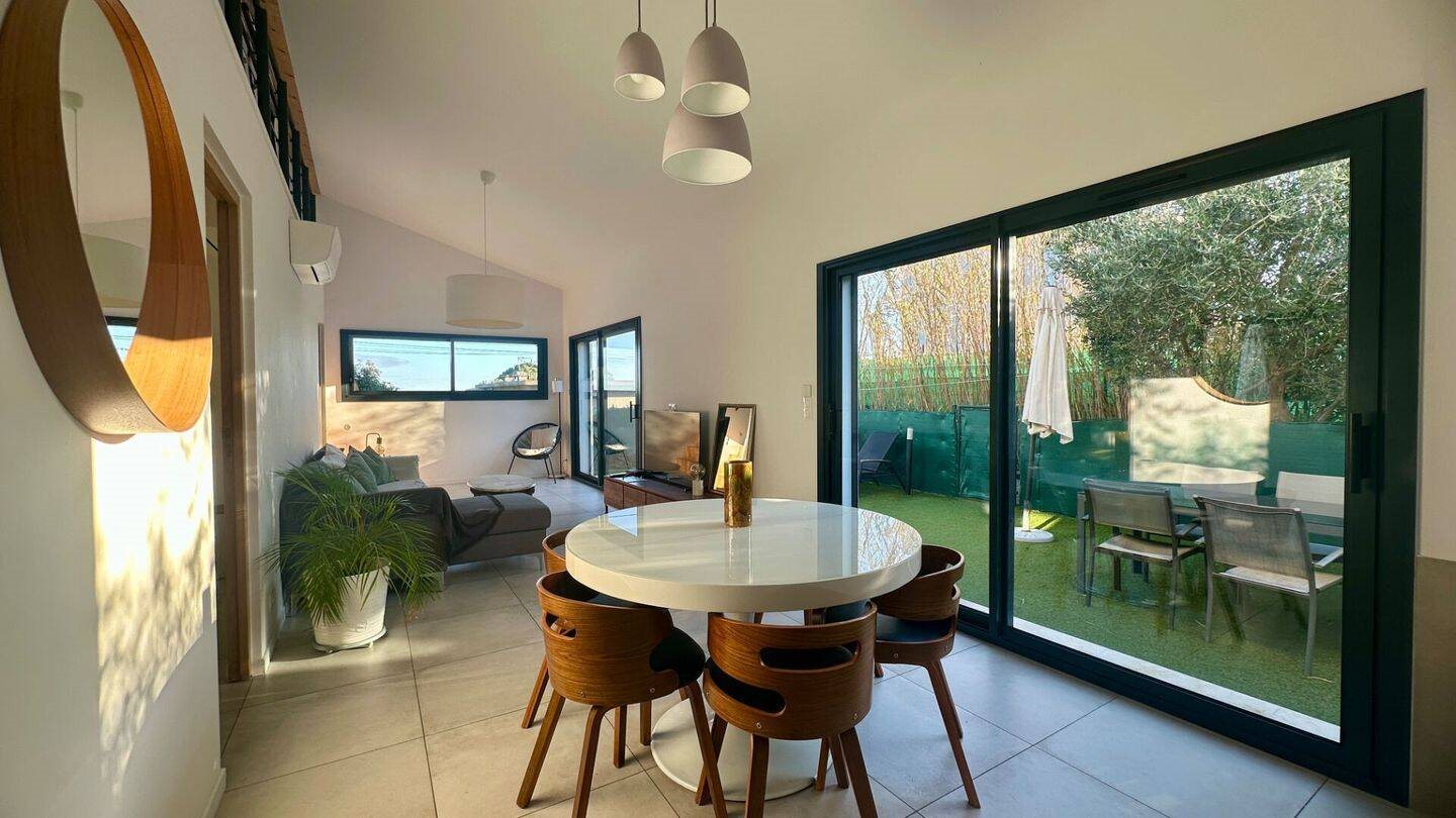 Maison à louer, 70m², Saint-Laurent-du-Var