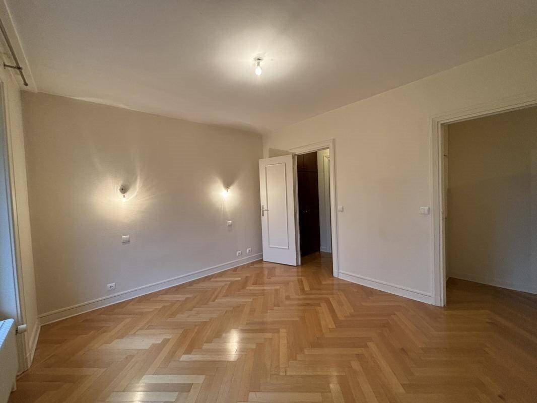 Appartement à louer, 126m², Ecully