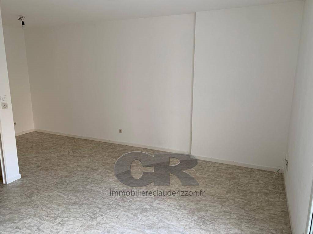 Appartement à louer, 26m², Metz