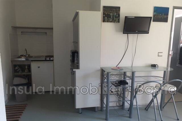 Appartement à louer, 18m², Corte