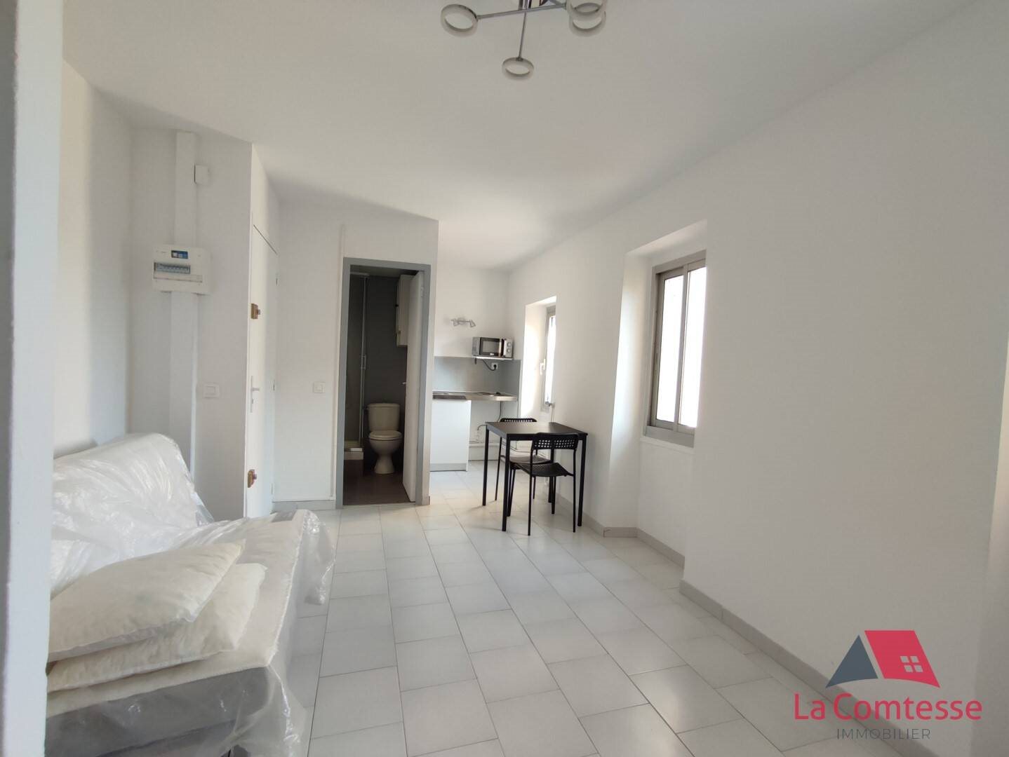 Appartement à louer, 17m², Marseille 10ème