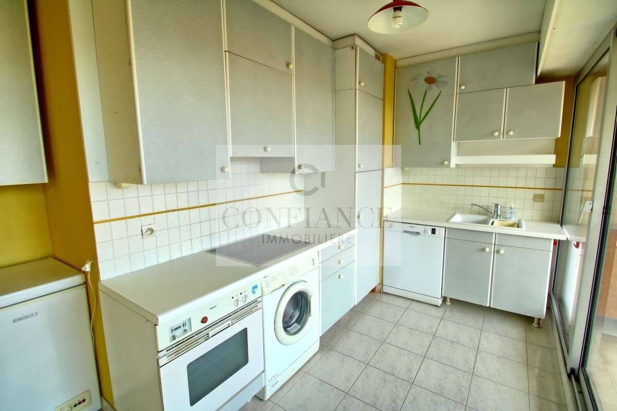 Appartement à louer, 76m², Nice