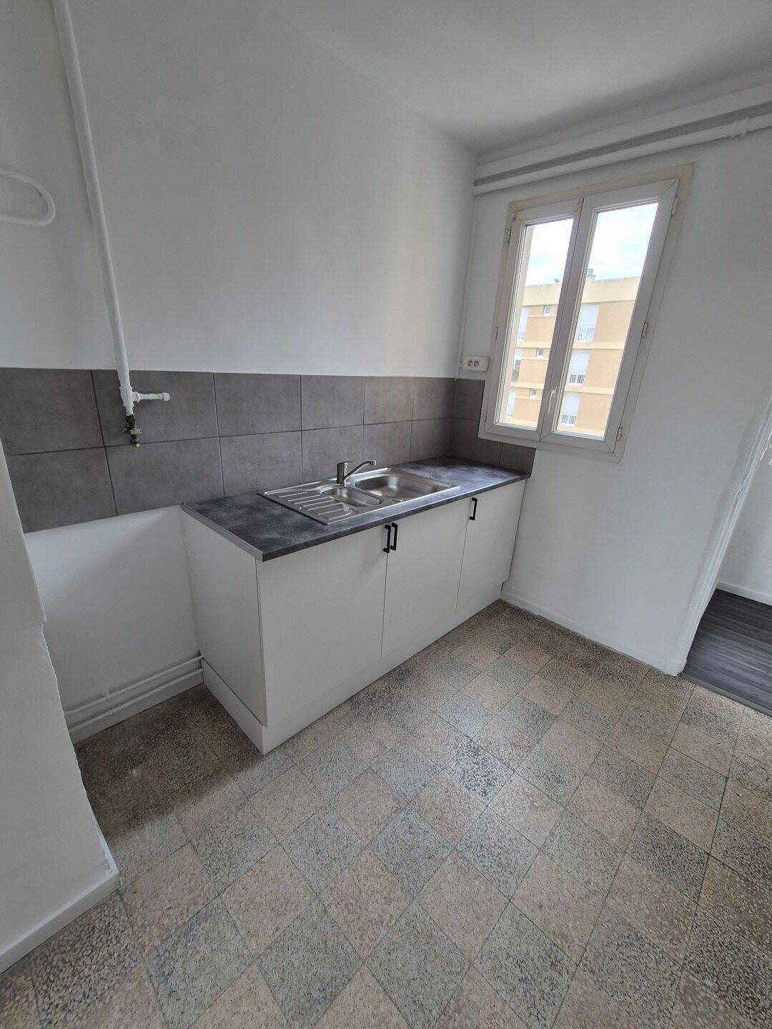 Appartement à louer, 75m², Marseille 10ème
