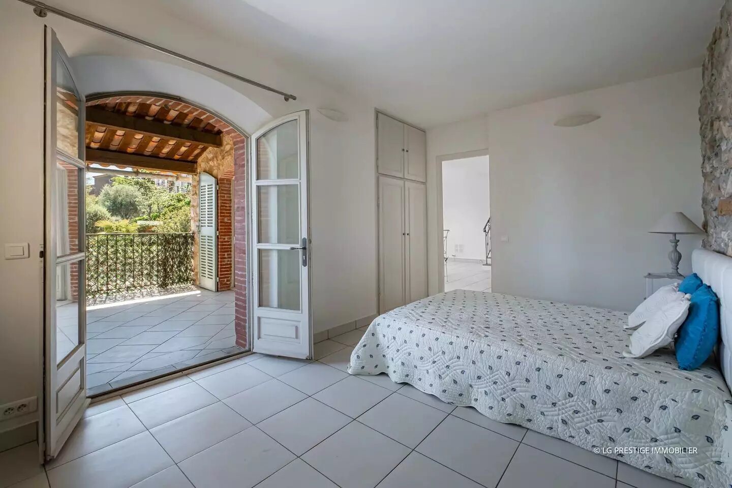 Maison à louer, 165m², Spéracèdes