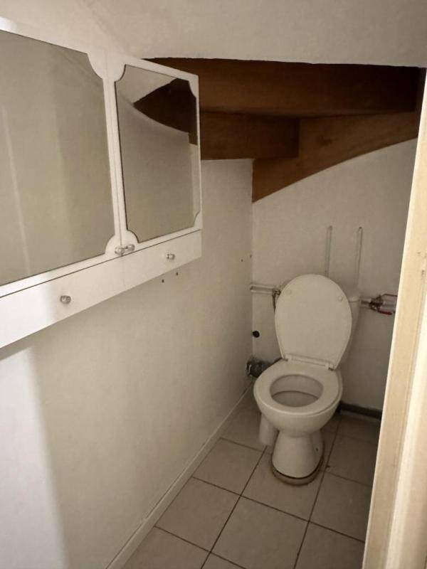 Appartement à louer, 20m², Saint-Julien-les-Villas