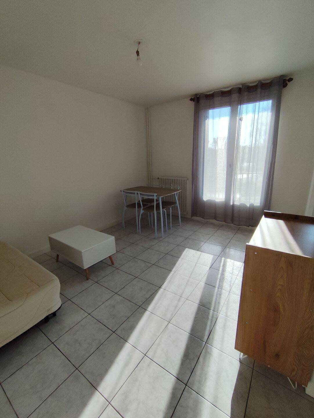 Appartement à louer, 26m², Château-Thierry