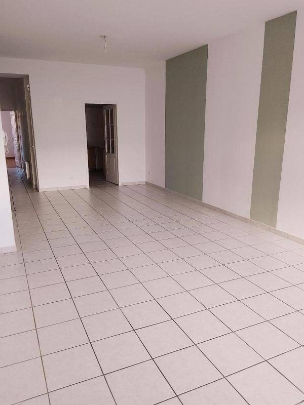 Appartement à louer, 84m², Montluel