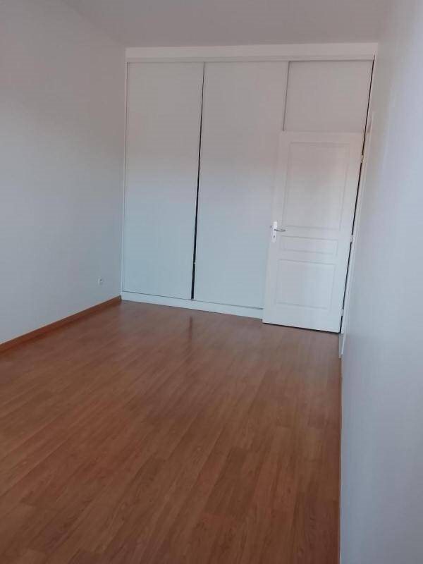 Appartement à louer, 84m², Montluel